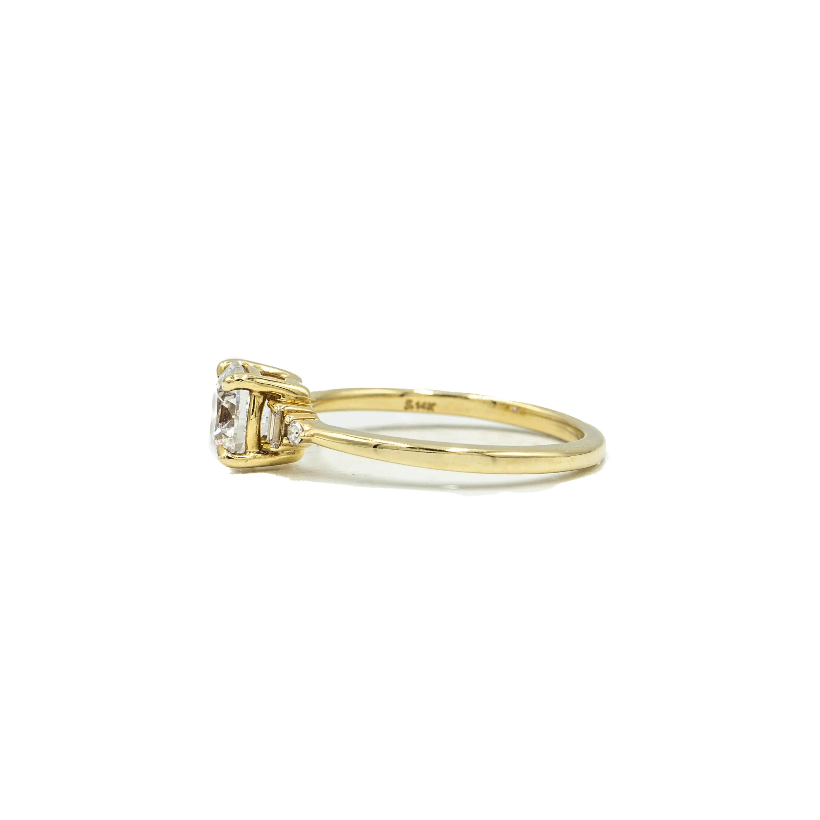 14ky Low Profile Baguette & Round Accented Diamond Ring