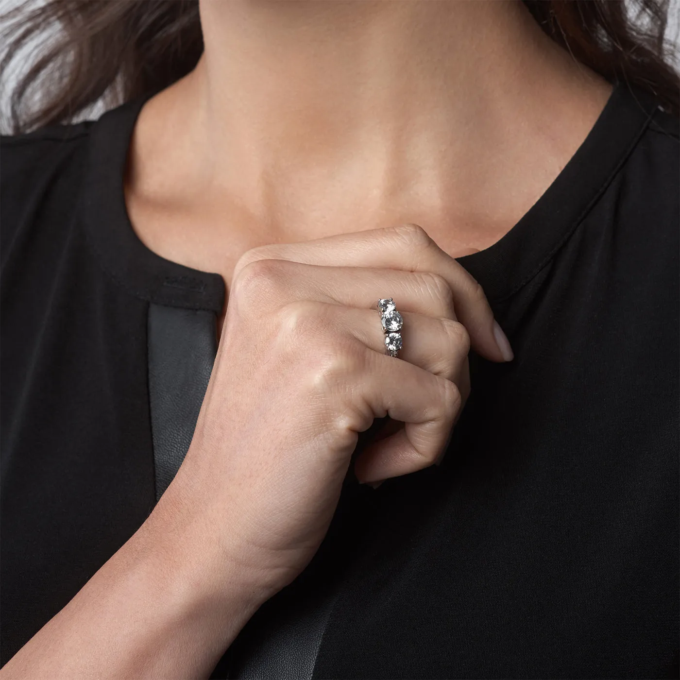 18k White Gold White Sapphire Ring Hamptons
