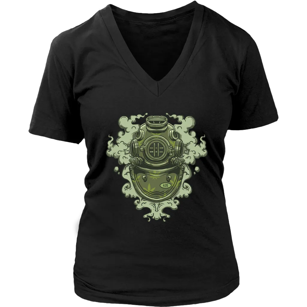 420 T-shirt, Vintage Diving Helmet Shirt, Weed Smoking Diver T-shirt, 420 Gift, 420 Gift T-shirt