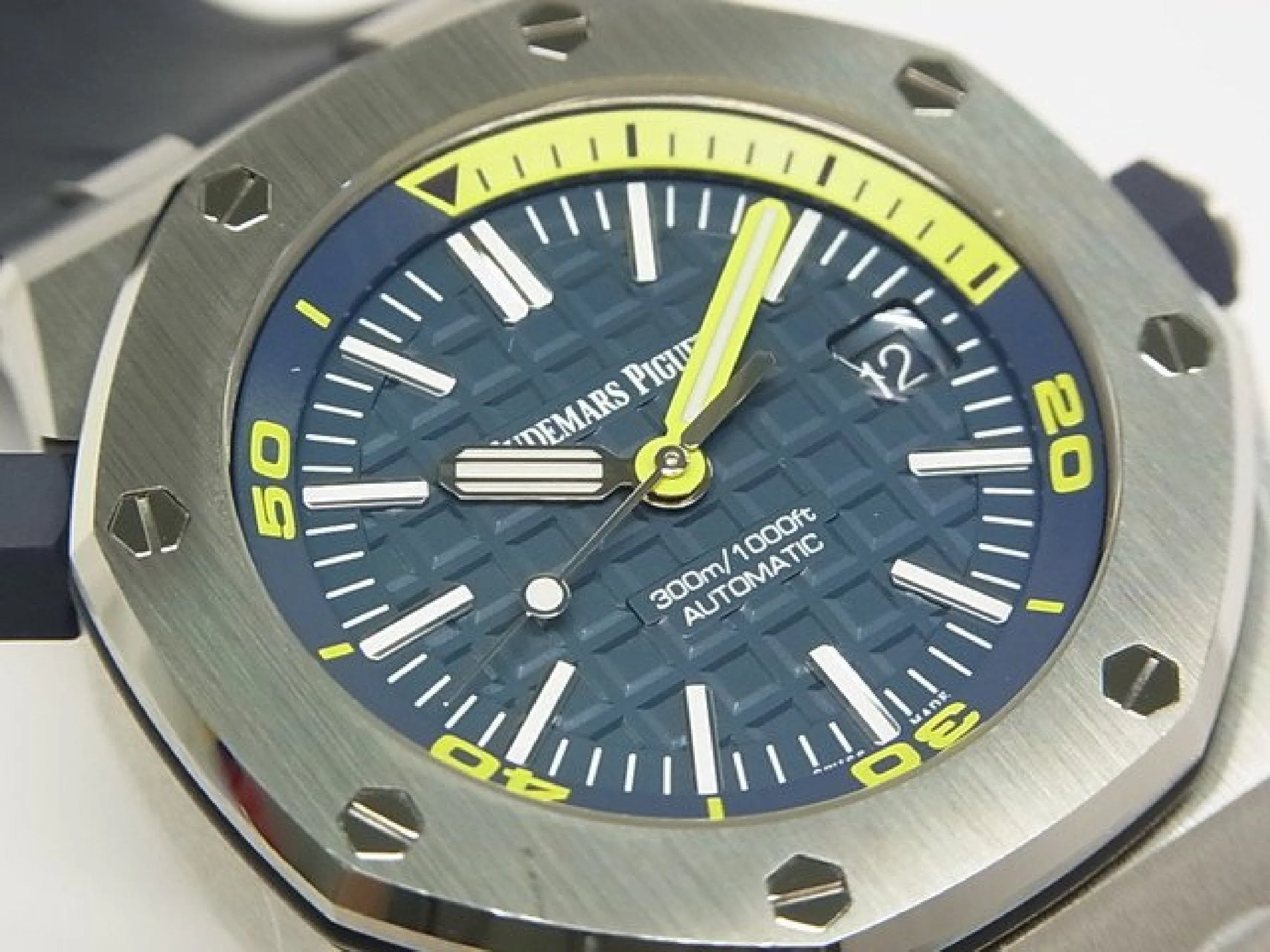 AUDEMARS PIGUET Royal Oak Offshore Diver blue Dial 15710ST Mens 181836356