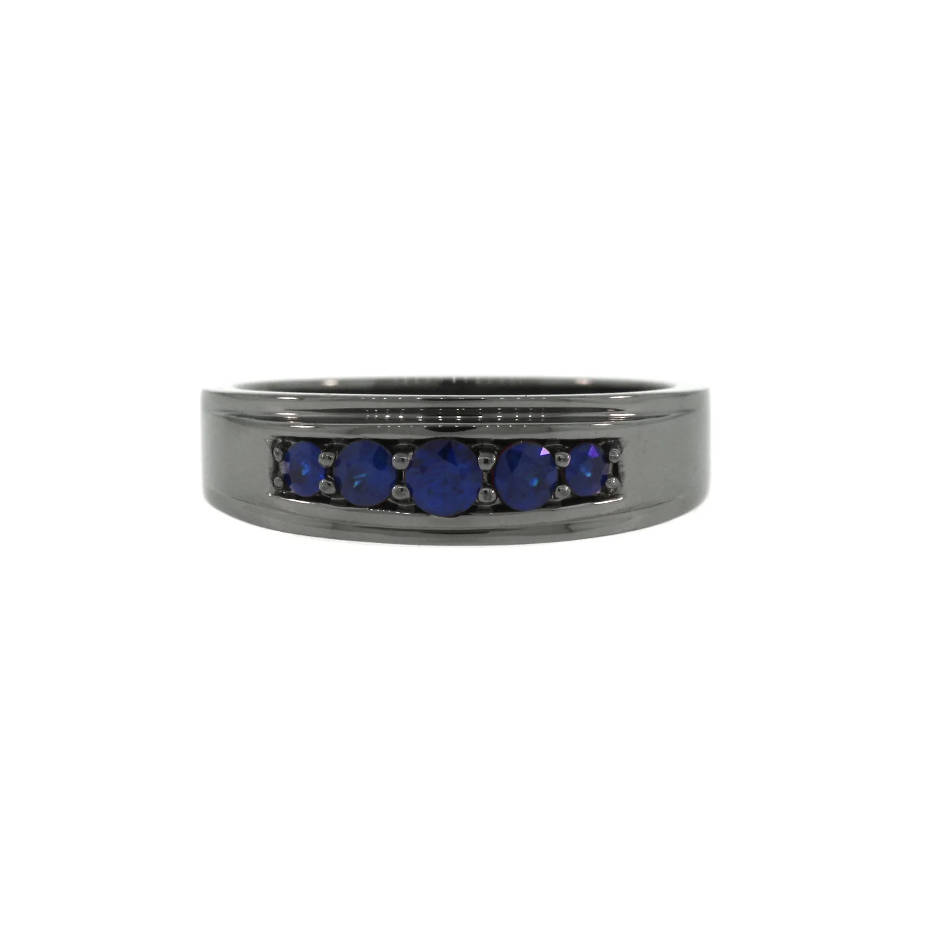 Blackened Silver Graduado Ring Blue Sapphires
