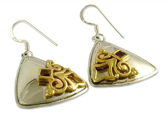 Elegant, triangular dangle earrings with garnet and gold plated detailing