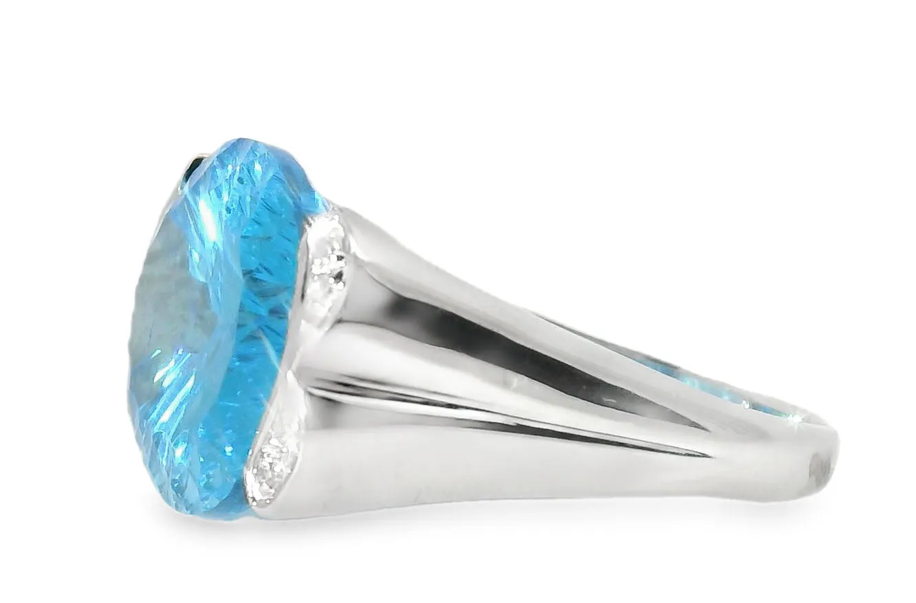 Fabulous Estate Bold 14K White Gold Huge Blue Topaz Diamond Ring