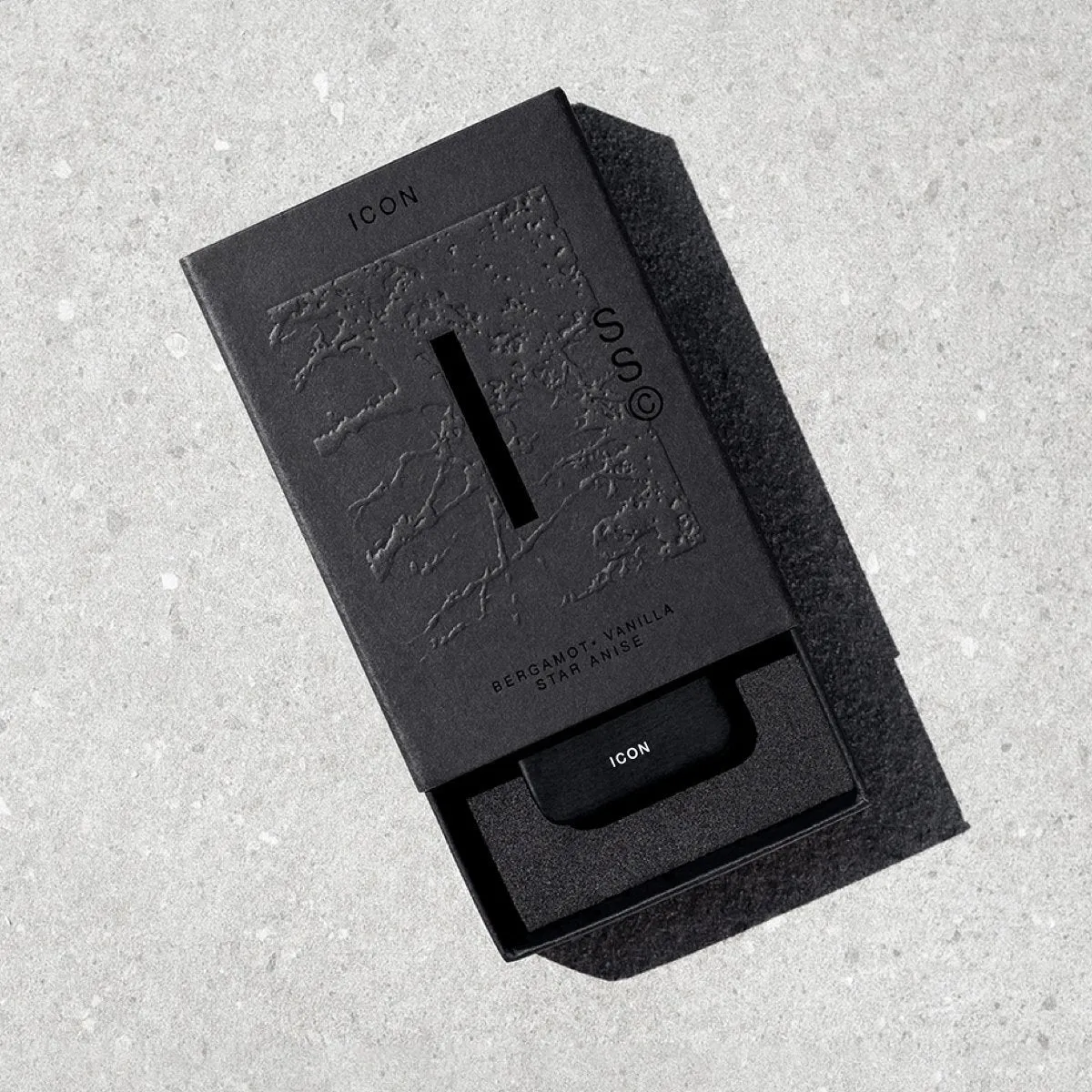 Icon Solid Cologne