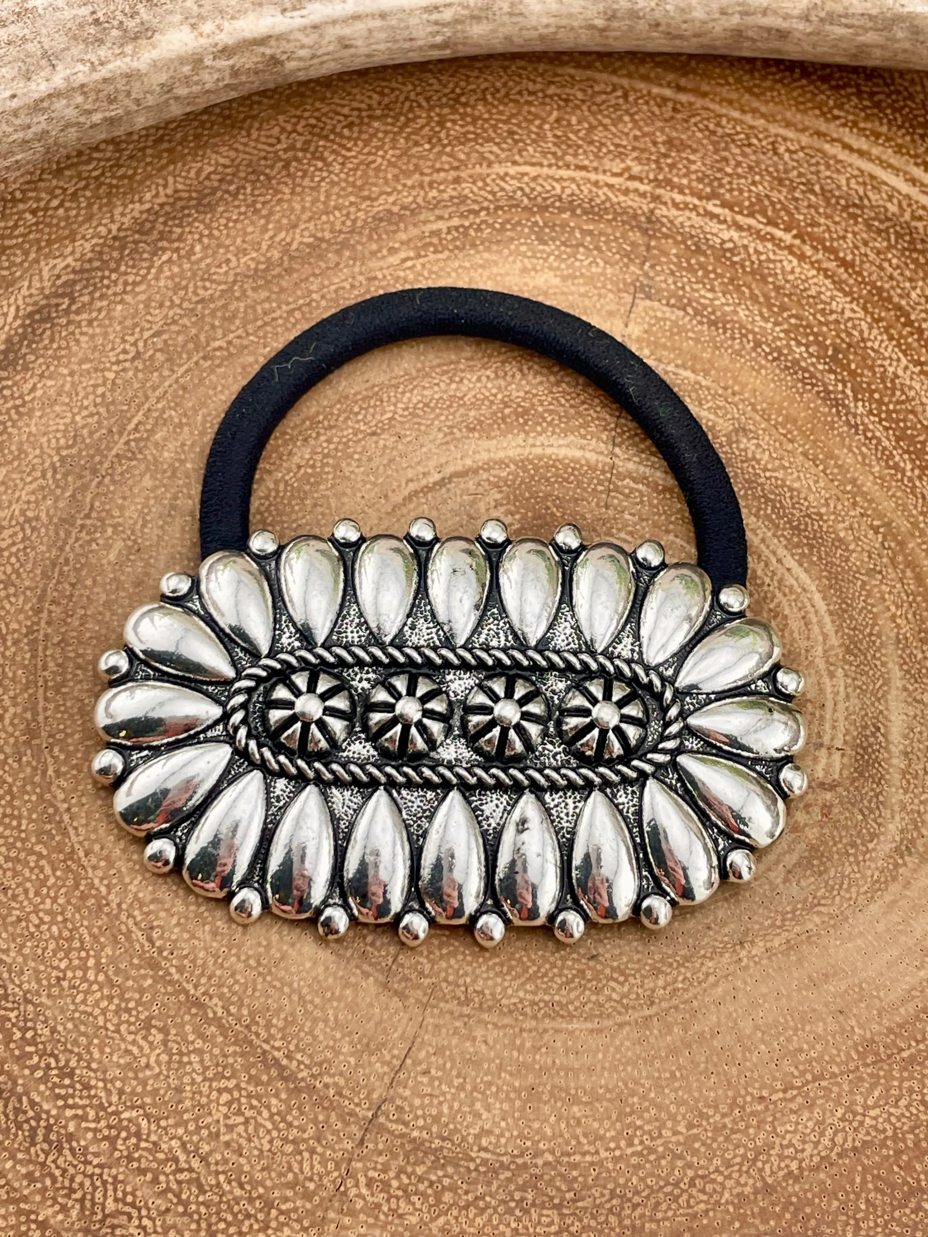 Kishner Center Row Burst Oval Concho Fashion Hair Tie