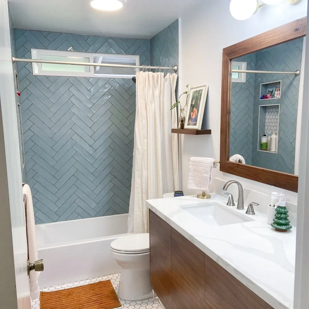 Maiolica Aqua Crackled Wall Tile - Wall Mount - 3 x 12" Ceramic/Aqua - Piece : 0.25 SqFt = $ 4.92 / Box: 12.70 Sqft = $ 63.00 - Pieces Per Box: 50 Units