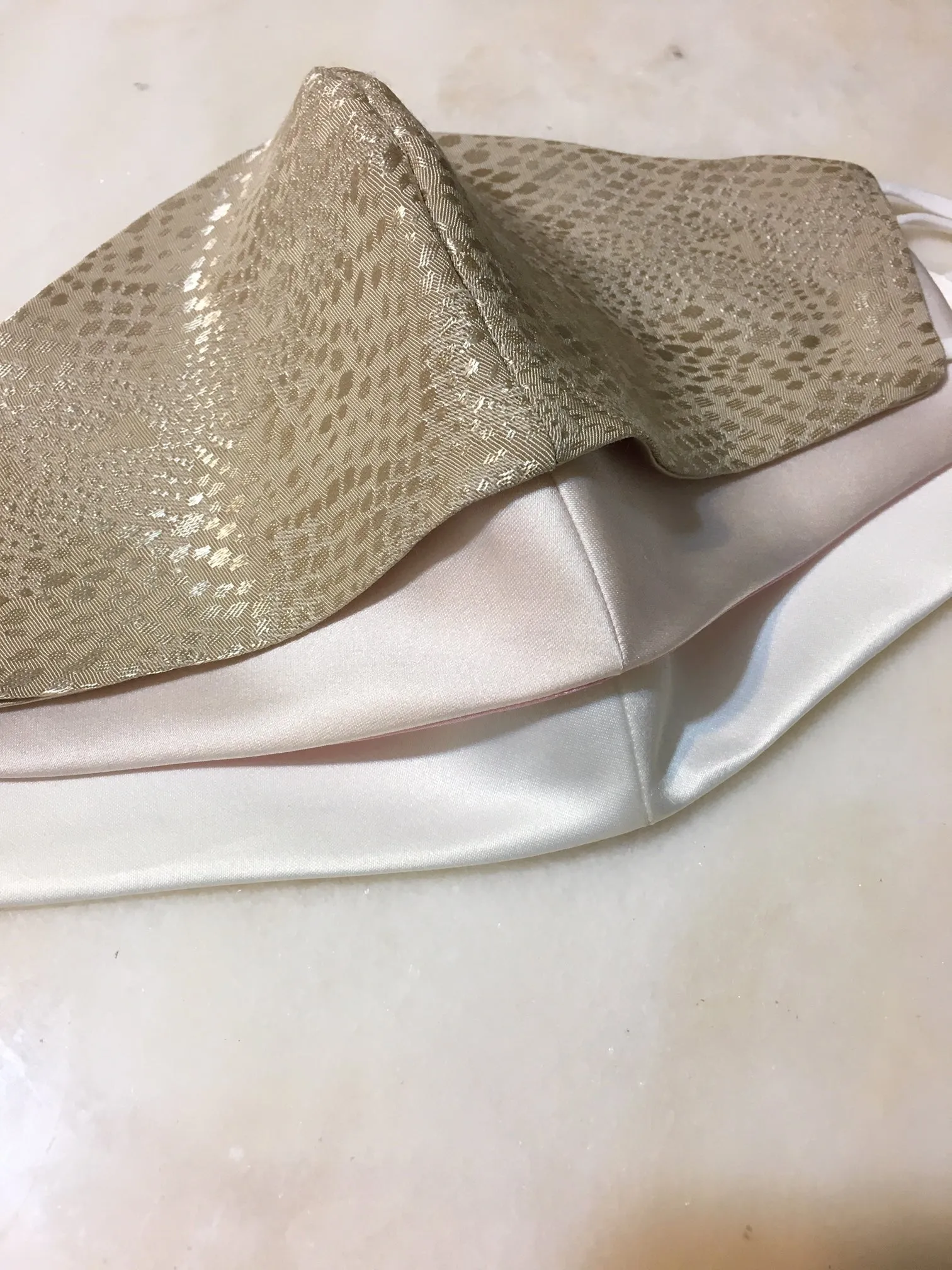 Nuala Reversible Face Mask adjustable strap