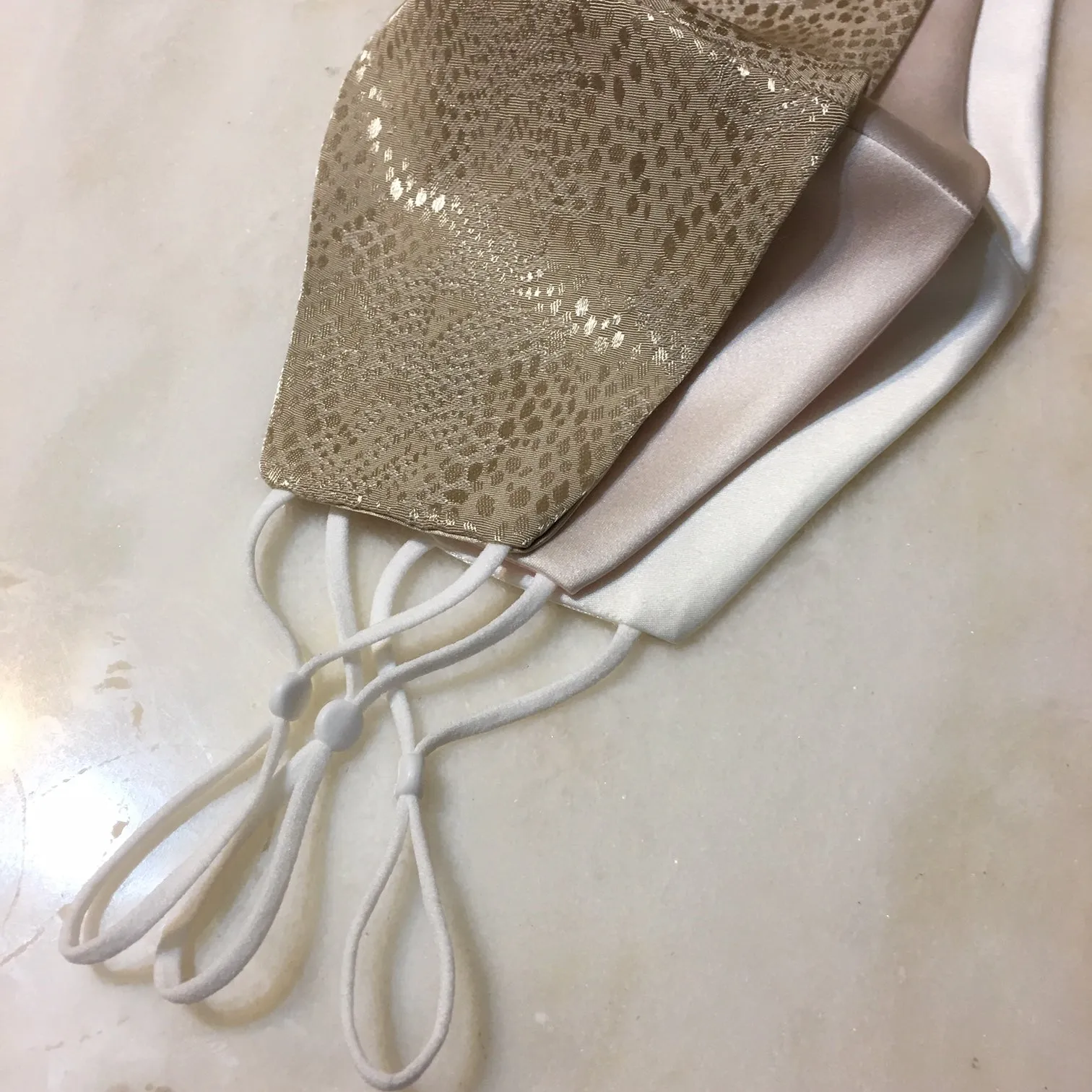 Nuala Reversible Face Mask adjustable strap