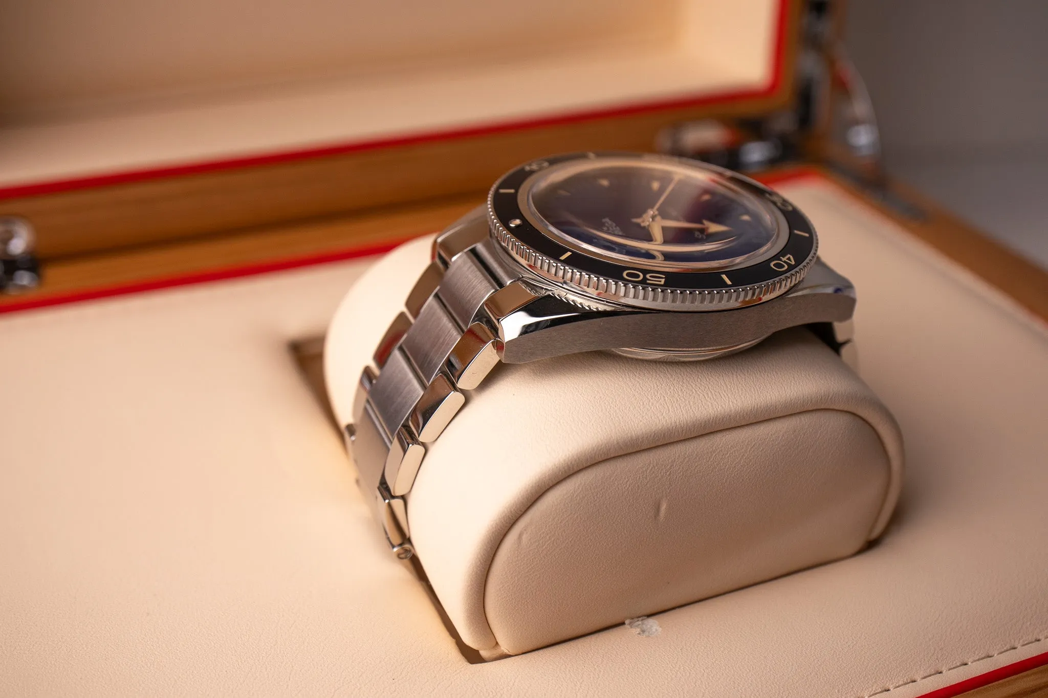 Omega Seamaster 300 Blue 234.30.41.21.03.001