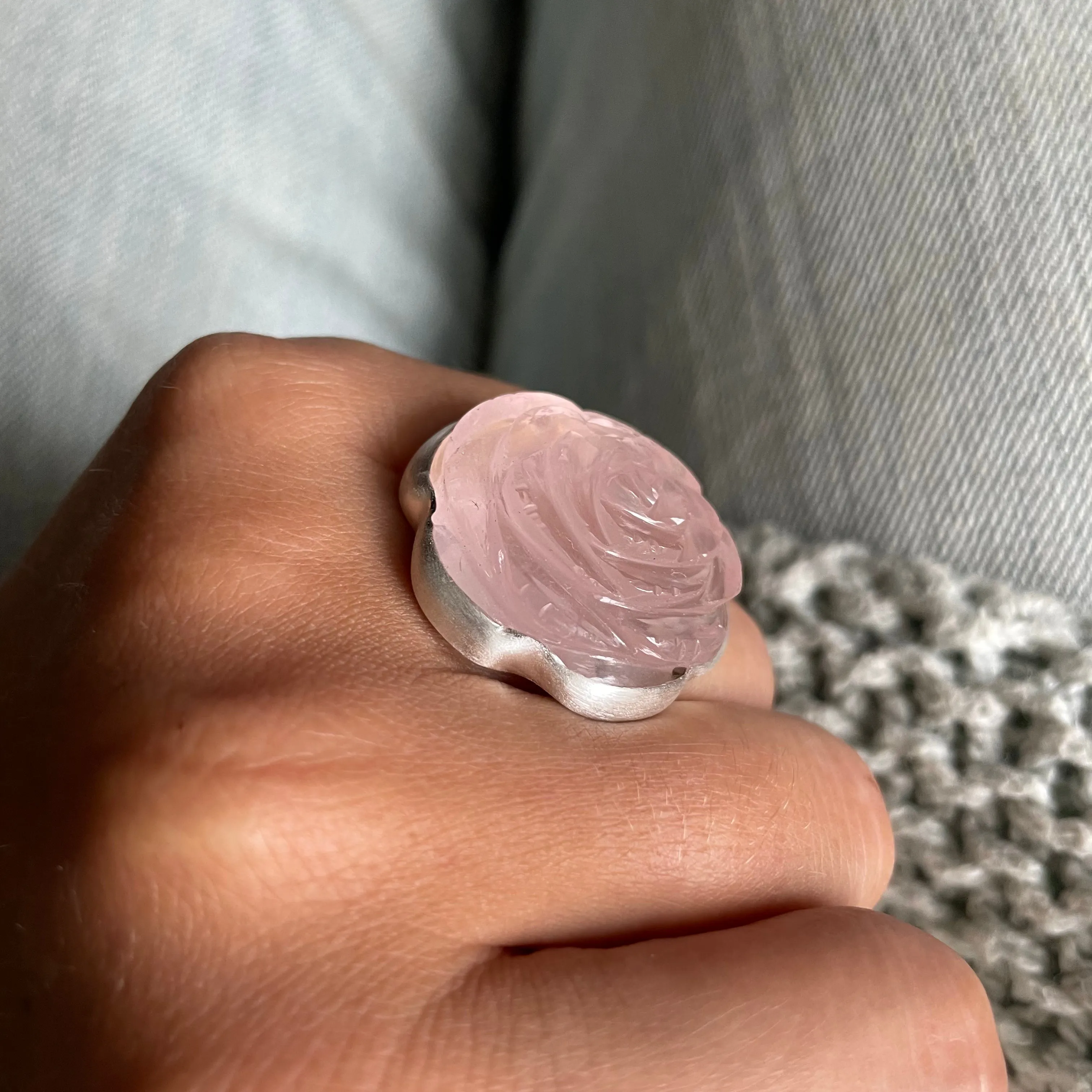 Rose Quartz Carved Classic XL