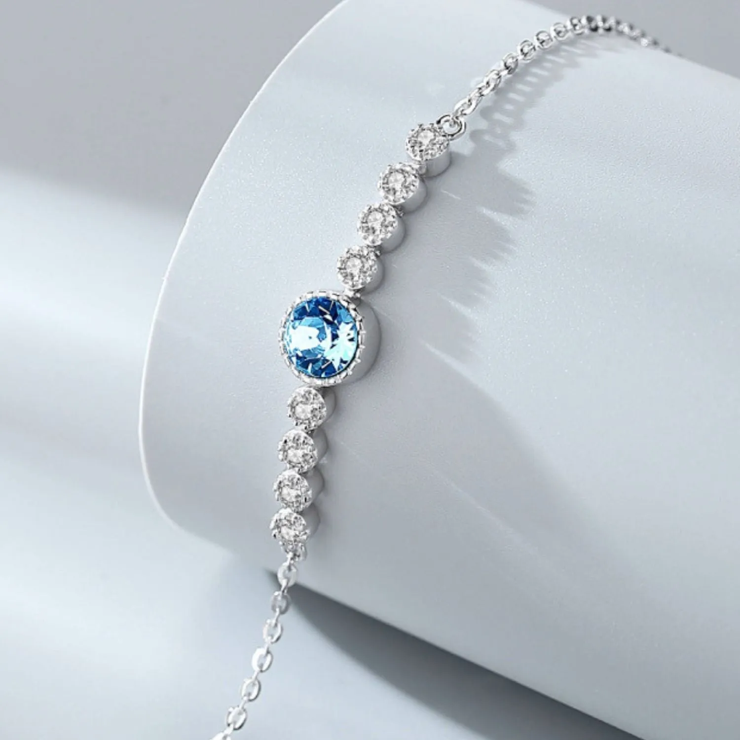 Round Aquamarine Chain Bracelet