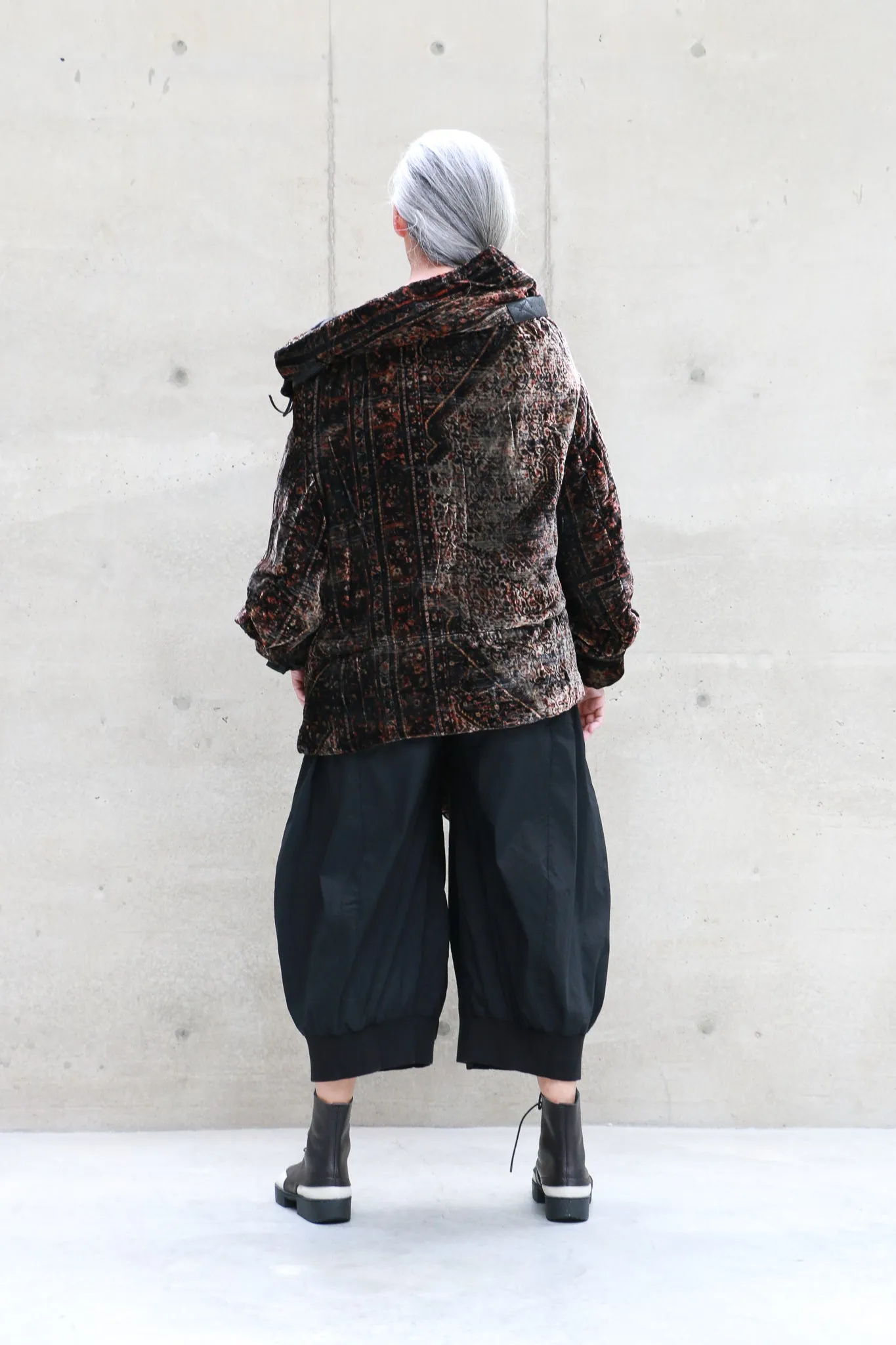 Rundholdz Dip Dark Kelim Print Plush Jacket