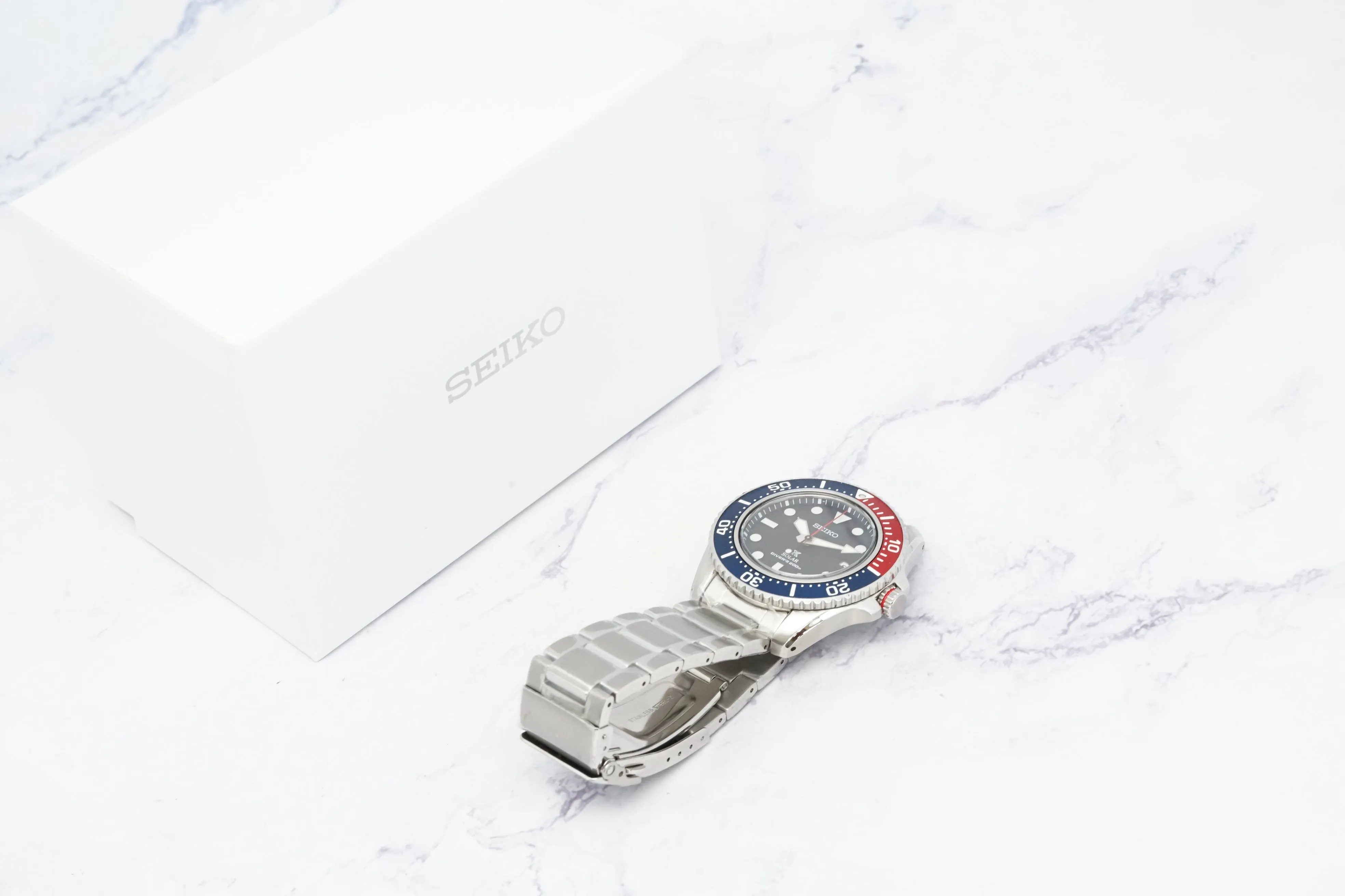 Seiko Prospex SNE591P Pepsi Bezel Solar Air Diver - V157-0DP0