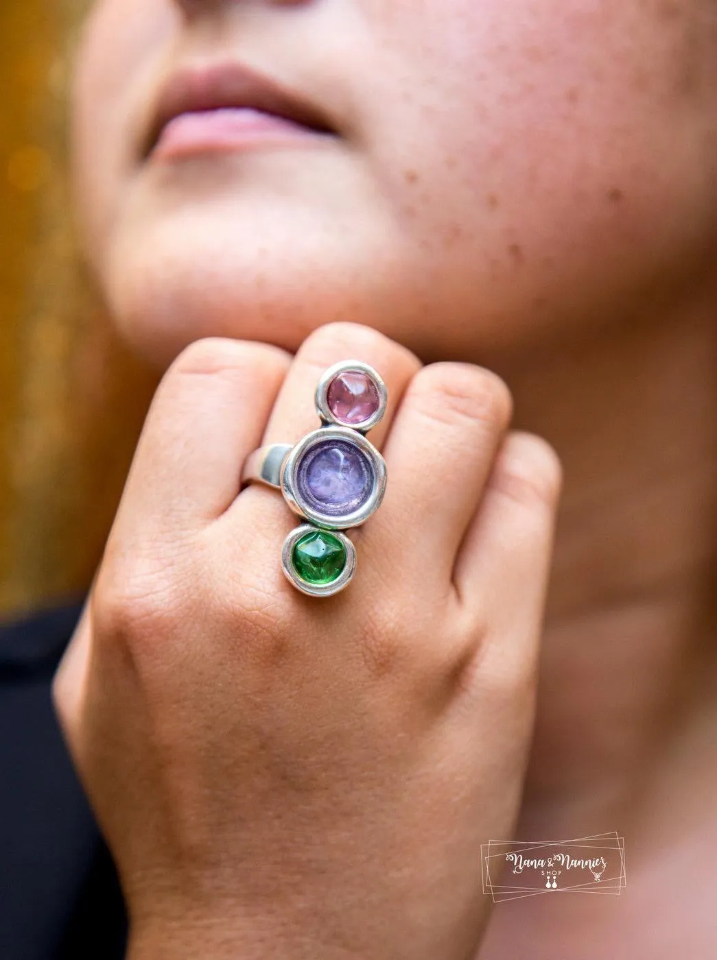 Tra-La-Ra ring